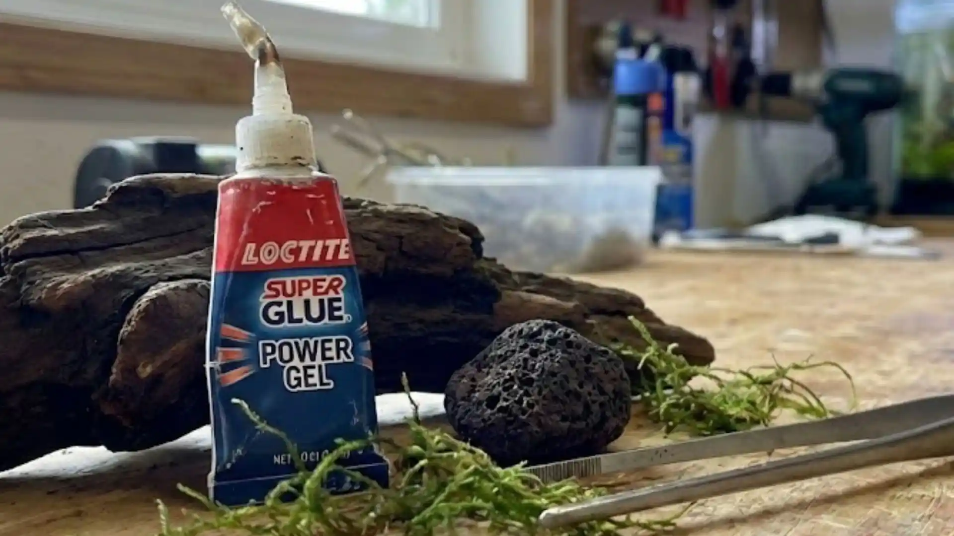 L'Outil Secret du Maker : Colle Gel (Spécial Fixation)